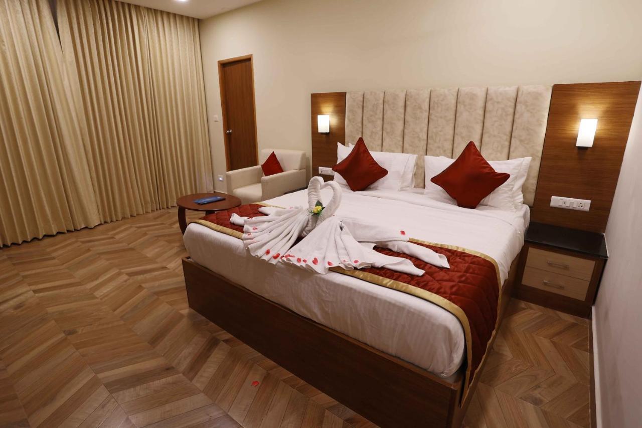 Hotel Bluemoon Tirunelveli Dış mekan fotoğraf