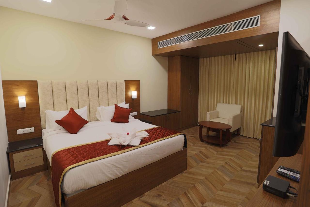 Hotel Bluemoon Tirunelveli Dış mekan fotoğraf
